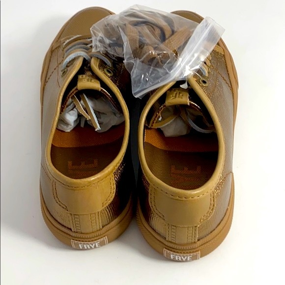 Frye ‘Gia’ Canvas Low‎ Lace Sneaker (BRONZE) - Picture 10 of 13